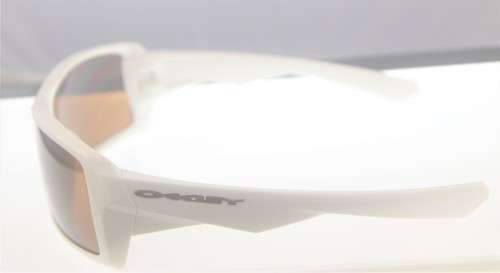 OAKLEY Sunglasses - Made in USA - R1 Start with NO Reserve