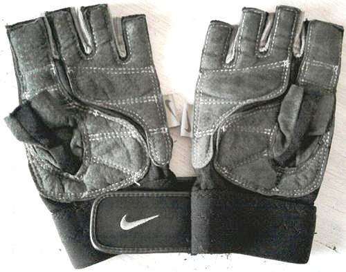 Genuine Pair of Nike Black and Grey Leather Dri-Fit Fingerless Gloves
