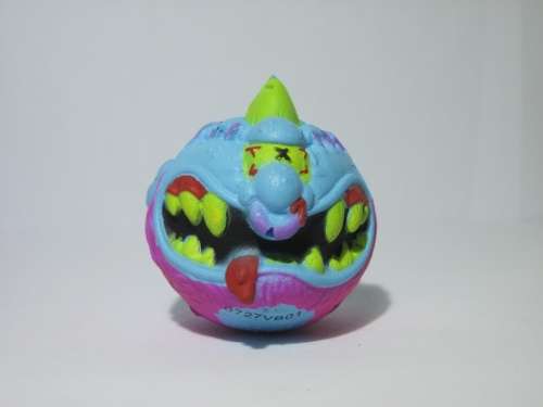 Madballs Blind Bag Series 2 HORN HEAD Mini Figure
