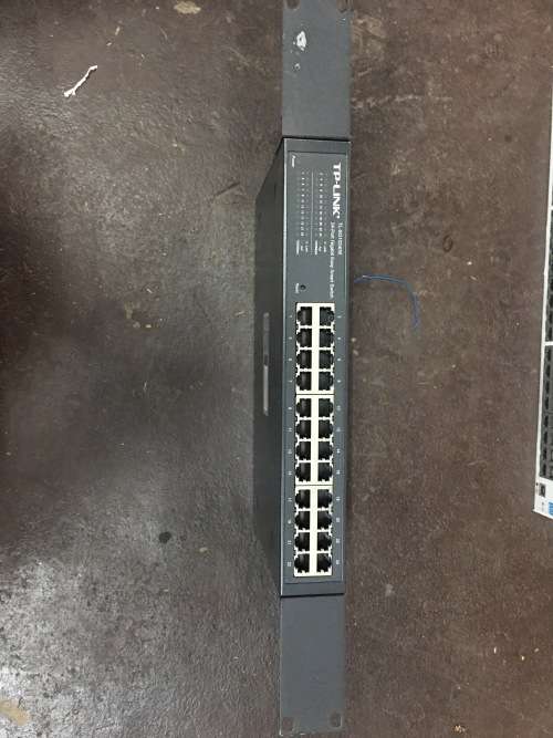 TP-Link 24-Port Gigabit Easy Smart Switch