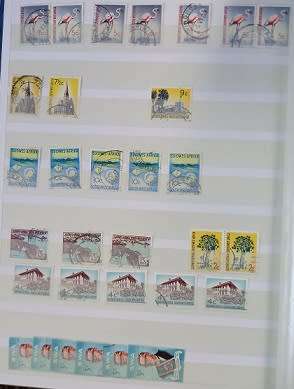 SWA 1913-1975 A small collection with intermittent sets in 16 pg Stock Book FU & MM