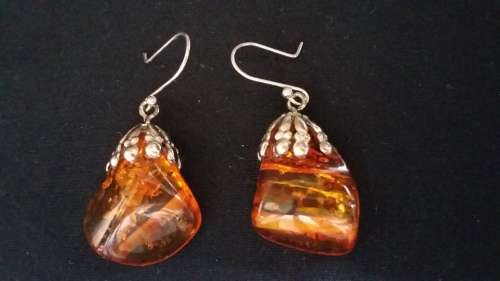 Antique amber earings set in 925 silver