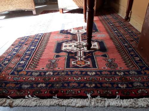Very nice nomad persian rug KHAMSEH