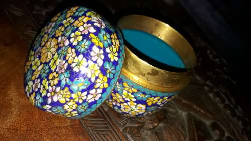 Chinese ornament with floral decoration