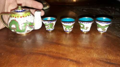 Miniature teaset