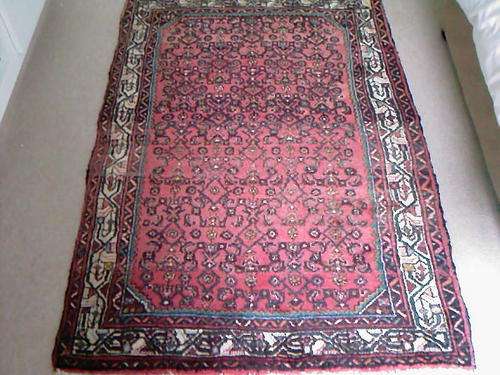 BEAUTIFUL HAMADAN CARPET