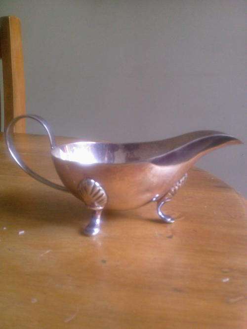 Victorian gravy boat  1R START