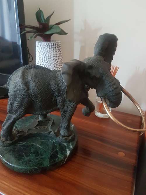 Danie de Jager bronze sculpture