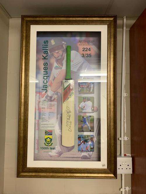 Jacques Kallis Signed Bat