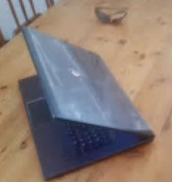   MSI GS70 -2PE Gaming Machine : i7 | 16GB Ram | 2GB Nvidea Graphics |