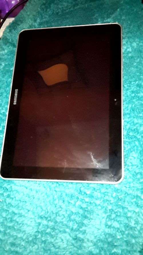 Samsung Tab 10.1" Model - P7500