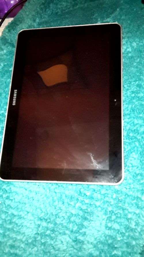 Samsung Tab 10.1" Model - P7500