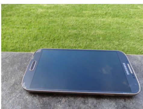 samsung s4 32 gb + 3 covers