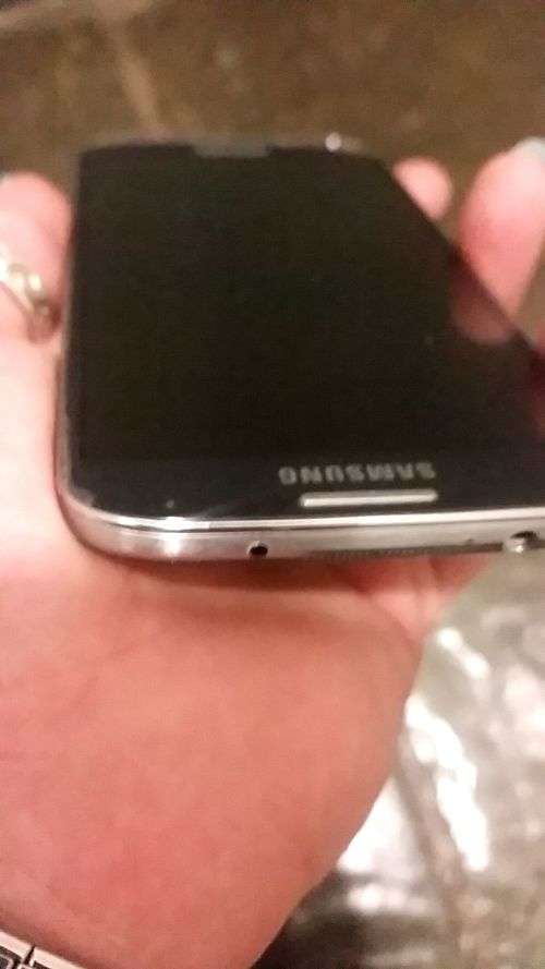 samsung s4 32 gb + 3 covers