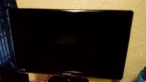 Samsung SyncMaster S24B370 LED 24 Inch Monitor only power and vga cables