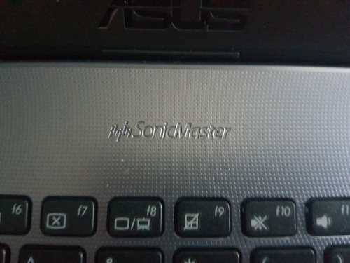 Asus vivobook laptop pristine condition