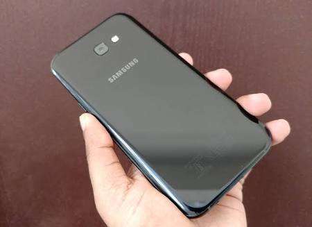 Brand New Condition Samsung Galaxy A7  2017 32gb
