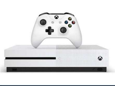 WHITE XBOX ONE 500GB + 1 CONTROLLER +  1 GAME (AS NEW)(EXCELLENT CONDITION)