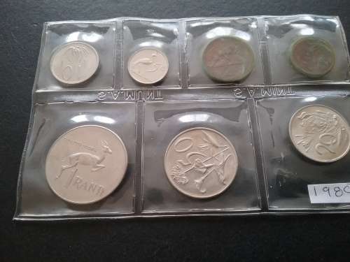 CRAZY R1 START! UNCIRCULATED 1980 SA COIN SET - SEALED AS FROM THE SA MINT. MINTAGE 13000 ***