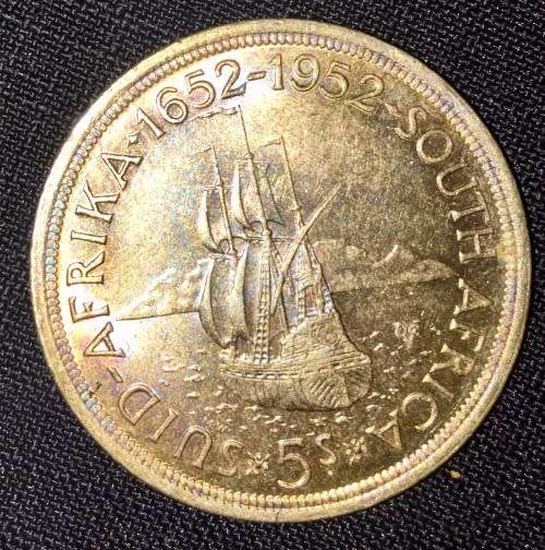 SILVER 1952 CROWN / FIVE SHILLINGS IN ORIGINAL CONDITION