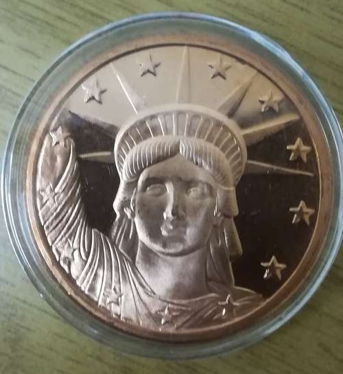 . 999 PURE COPPER. LIBERTY HEAD. SEALED IN CAPSULE.