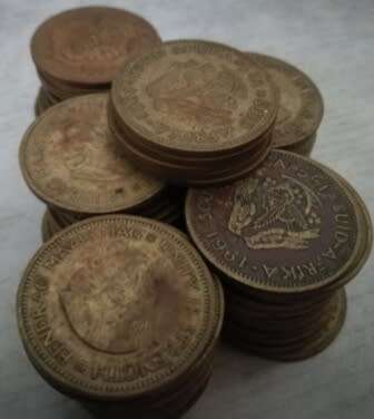 30 x 1961-1964 FIRST DECIMAL SERIES HALF CENT COINS. BID PER COIN FOR THE LOT.