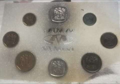 1992 COMPLETE UNCIRCULATED SA MINT SET. SLIGHT DAMAGE BUT ALL COINS INTACT. SEALED.