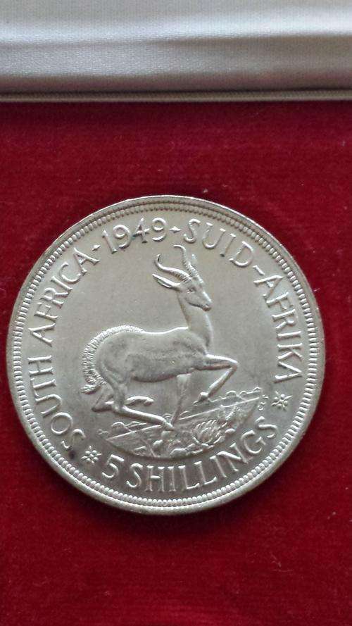 1949 SILVER CROWN (5 SHILLINGS) IN PERFECT CONDITION - scarce year.