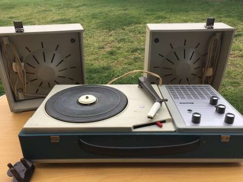 Phillips phonogram (Model AG4956W-00)