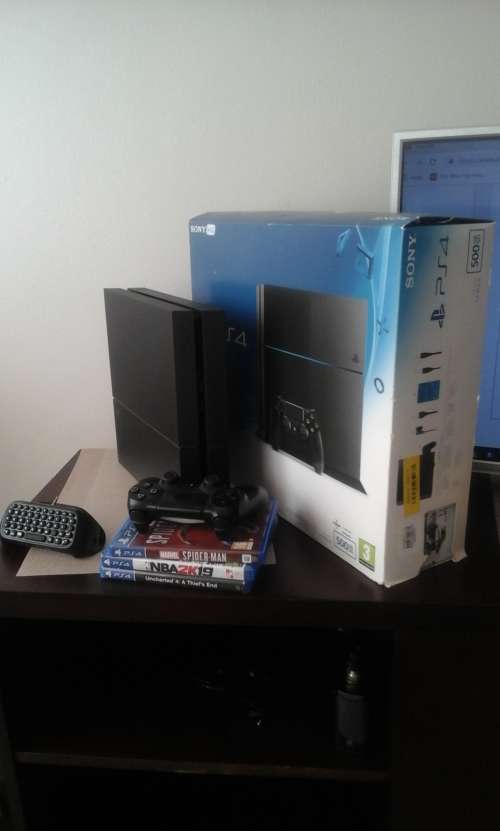 PS4 500GB