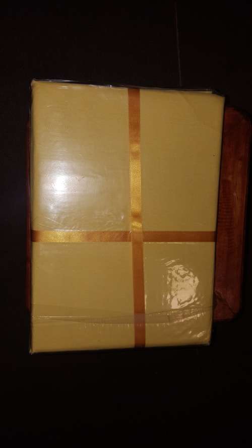 3 color of 4pcs bed sheet set