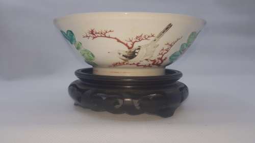Antique chinese bird and flower bowl