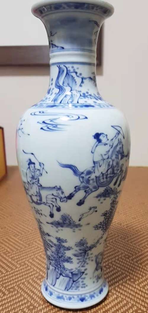 kangxi blue and white horse hunting vase