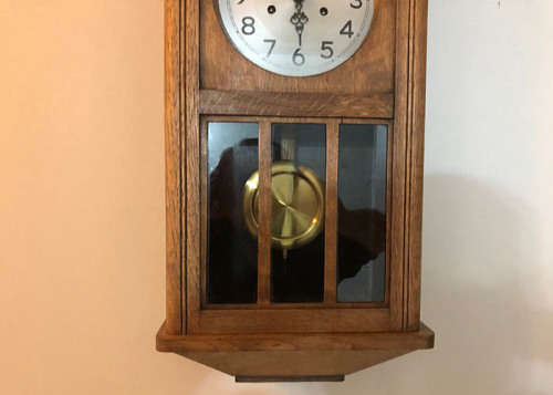 ANTIQUE WOODEN WALL CLOCK 8 DAYS WINDING