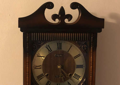 ANTIQUE RHYTHM WALL CLOCK, 30 DAY WINDING WITH PENDULUM