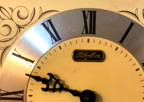 ANTIQUE RYTHM WOODEN WALL CLOCK 30 DAYS WINDING