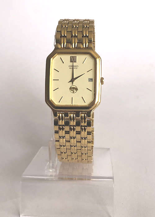 VINTAGE SEIKO MENS DRESS WATCH, LIKE NEW