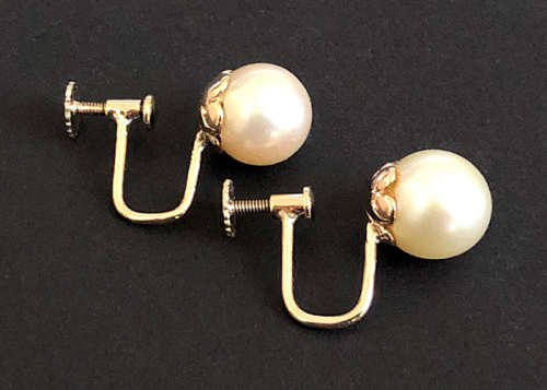 9 ct solid gold screw back stud earrings, 9 mm genuine culture pearl