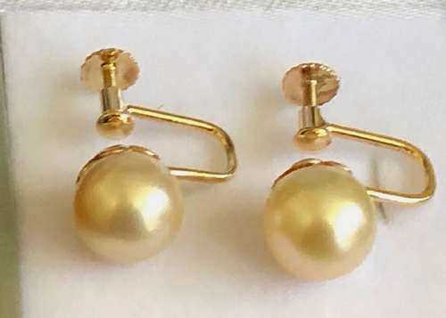 9 ct solid gold screw back stud earrings, 9 mm genuine culture pearl