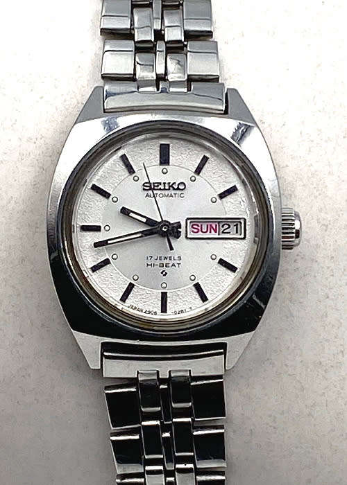 Vintage Ladies Seiko Automatic Watch, High Beat, 17 Jewels, Day and Date, Perfect Working Conditions