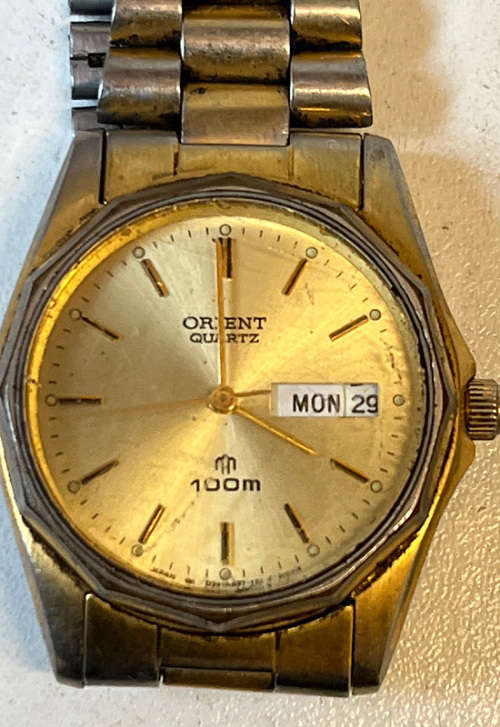 Six Vintage Watches,Seiko, Orient, Osco, Citizen for spares or repairs