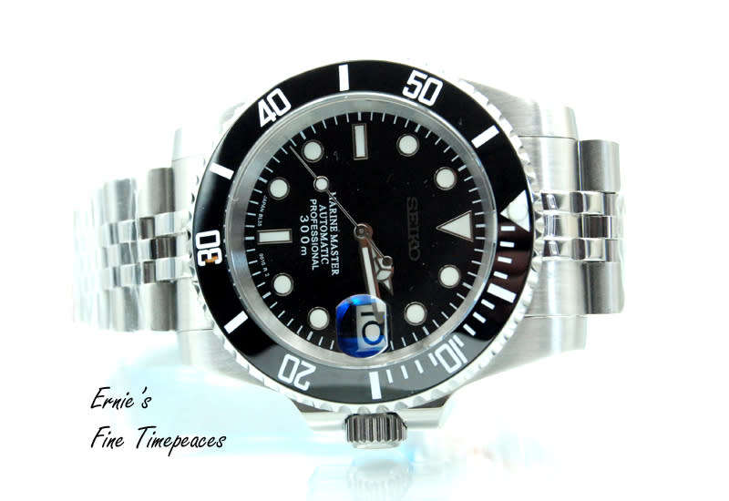 Marine Master 300 Automatic Watch, Seiko NH 35 Movement, Black Bezel, New