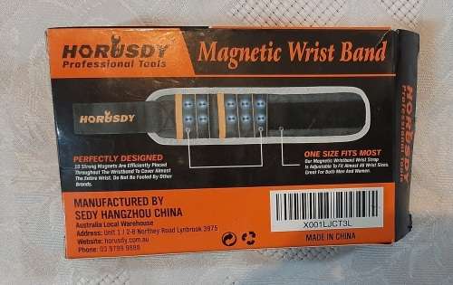 Magnetic Wrist band with pickup tool