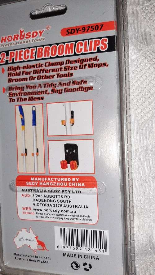 2 piece broom clips holds up to 15kg, hold for different sizes brooms, mops or other tools