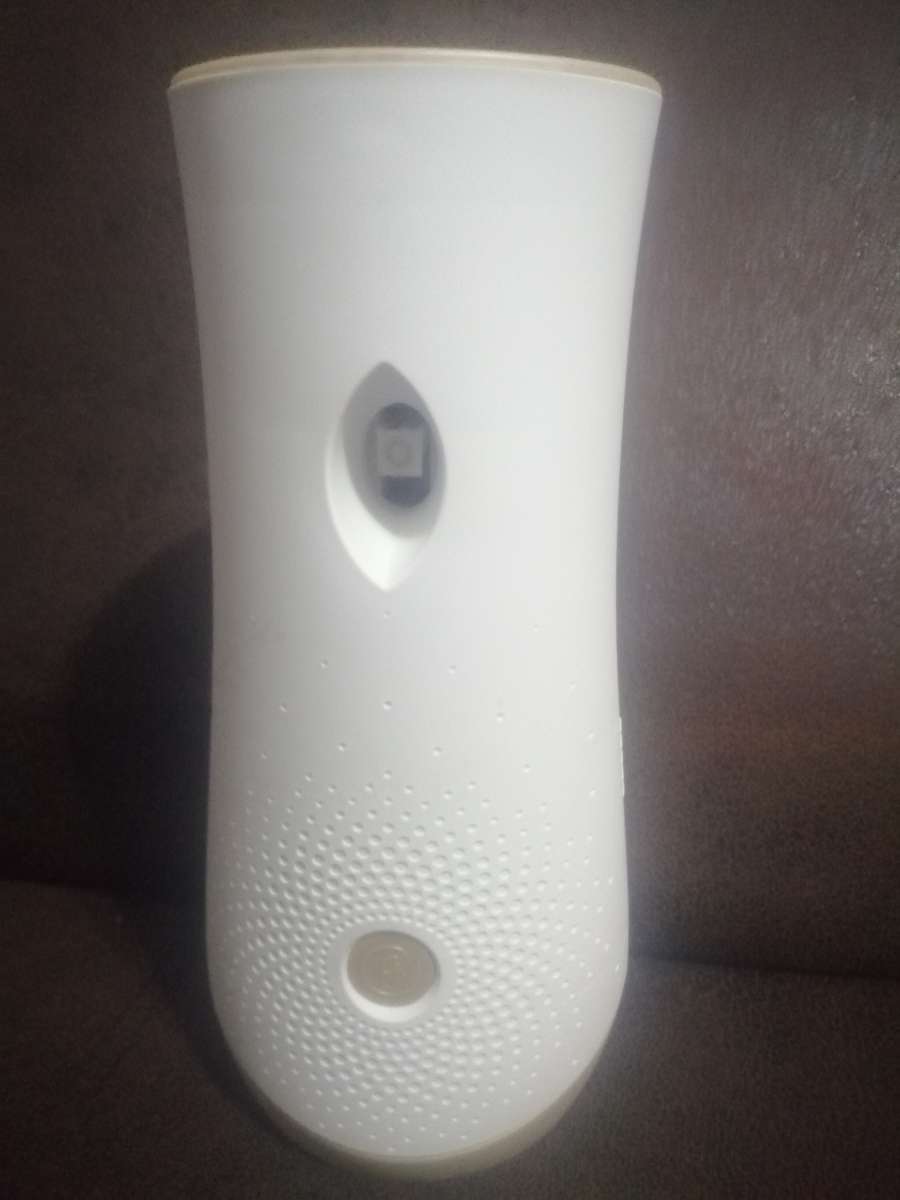 Glade Automatic Spray Refill Aerosol Holder