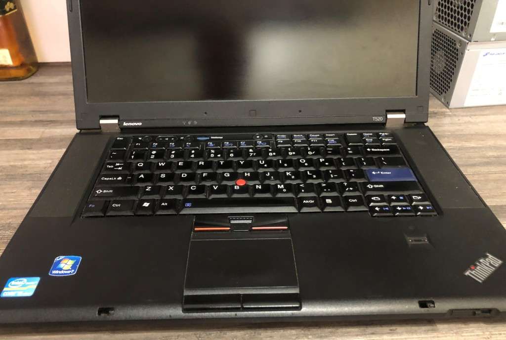 i5 Lenovo T520 Laptop with SSD OS drive + 8gb ram, Webcam, mouse, Win 10, 3G, 1yr R1 800