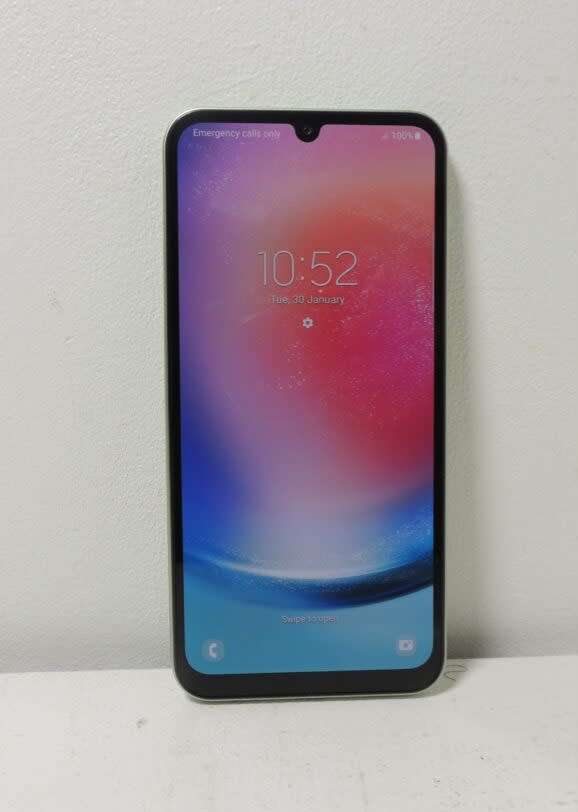 SAMSUNG GALAXY A24|| 5OMP CAMERA,TRIPLE SET UP,4G/128G VERY GOOD CONDITION,