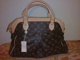 STUNNER!!! Louis Vuitton Handbag