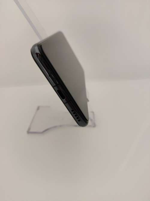 Huawei Nova 5t ,Dual Sim, 8gig ram,128gig,Local Stock, Like new