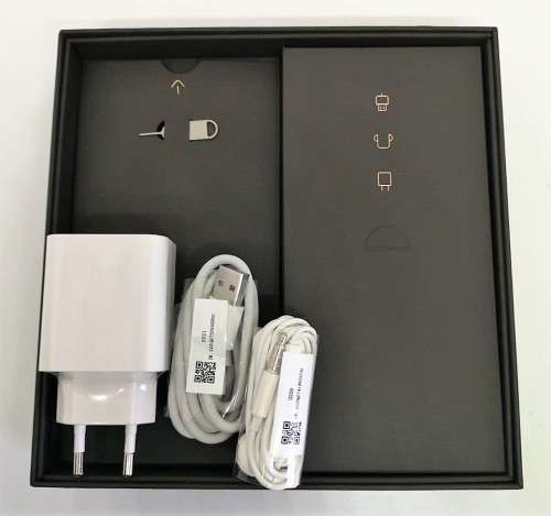 Like New Huawei Mate 9 64gig - Single Sim - 4gb ram 64gig memory Single sim - Model - MHGA-L09